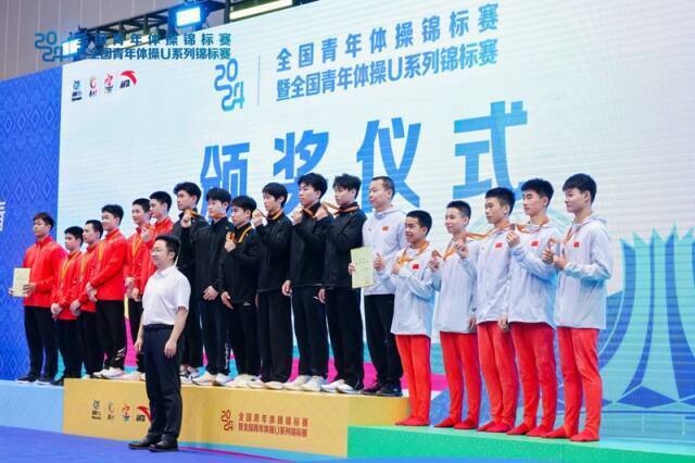 LA, 表上海赢得 LA, 表上海赢得