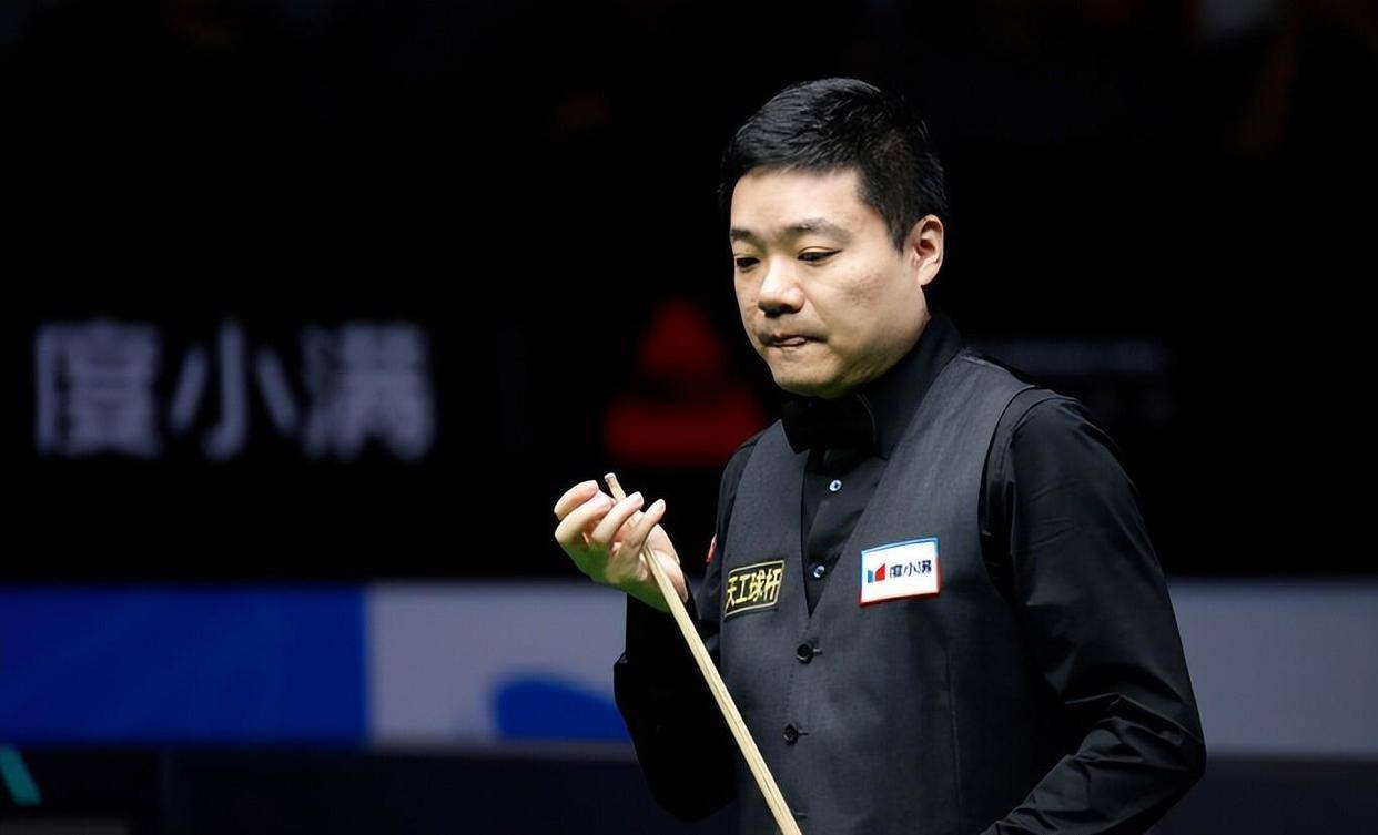 世界斯诺克, 了紧张情绪 世界斯诺克, 了紧张情绪