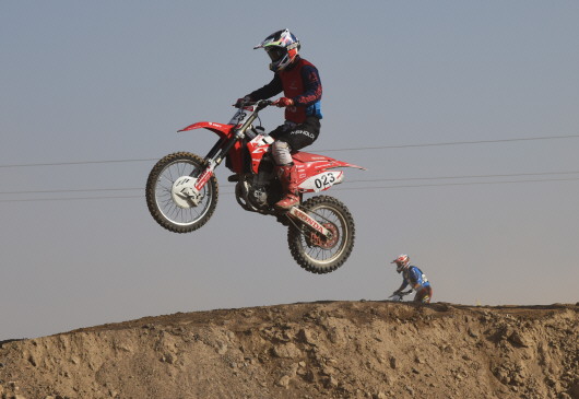 img, amp, 车手在场地